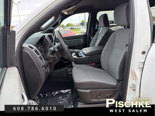 Bright White Clearcoat 2023 RAM 2500 Big Horn Crew Cab 4x4 6'4' Box