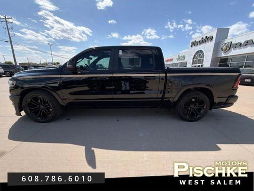 Diamond Black Crystal Pearl-Coat Exterior Paint 2026 RAM 1500 Big Horn/Lone Star