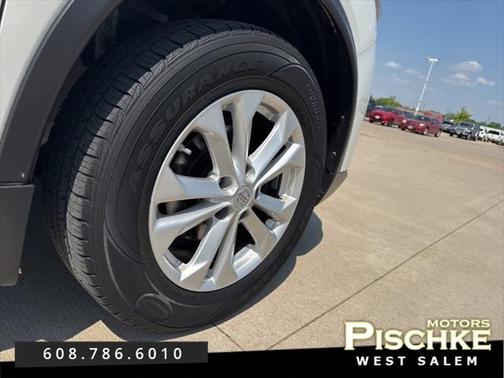 2014 Nissan Rogue SV