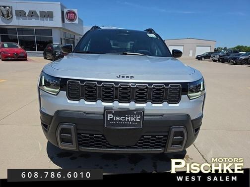 Silver Zynith Clearcoat 2026 Jeep Cherokee Overland