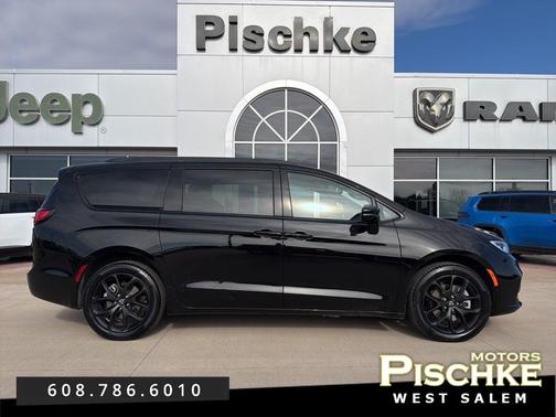 2025 Chrysler Pacifica Limited