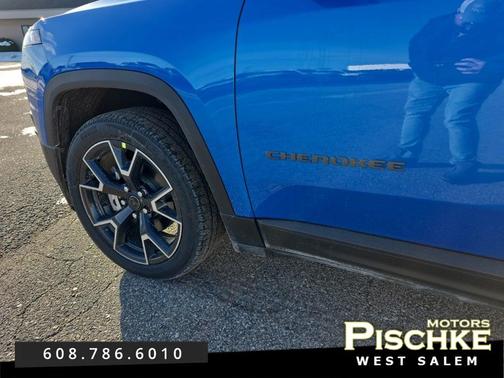 Hydro Blue Pearlcoat 2026 Jeep Cherokee Overland