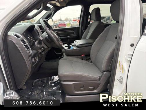 2024 RAM 2500 Big Horn Crew Cab 4x4 6'4' Box