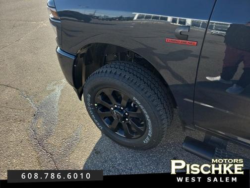 2026 RAM 2500 Black Express Crew Cab 4x4 6'4' Box