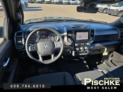 2026 RAM 1500 Warlock Crew Cab 4x4 5'7' Box