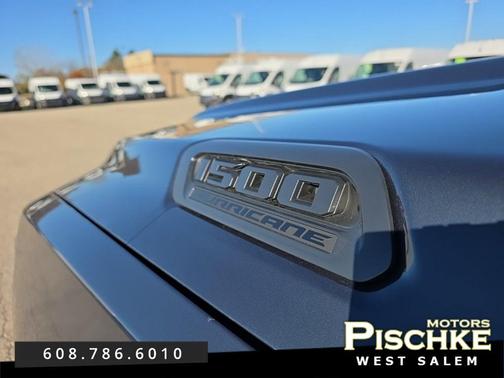 2026 RAM 1500 Warlock Crew Cab 4x4 5'7' Box