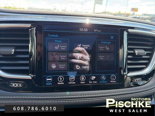 Bright White Clearcoat 2019 Chrysler Pacifica Limited