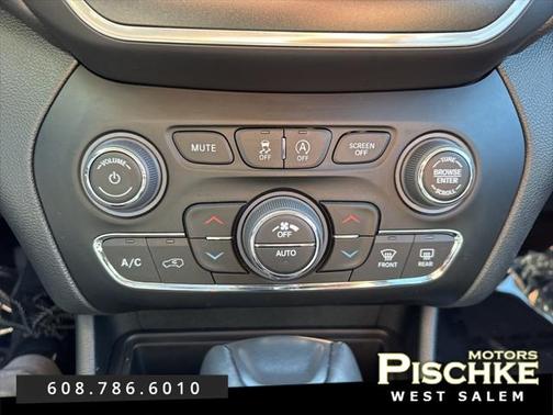 2023 Jeep Cherokee Trailhawk