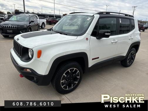 2023 Jeep Renegade Trailhawk