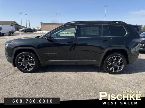 2026 Jeep Cherokee Overland