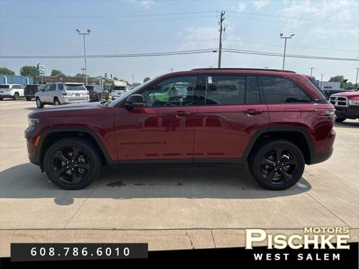 2024 Jeep Grand Cherokee Altitude