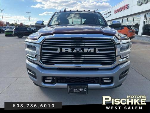 2020 RAM 3500 Laramie Crew Cab 4x4 8' Box