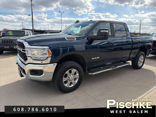 Patriot Blue Pearlcoat 2024 RAM 2500 Big Horn Crew Cab 4x4 6'4' Box