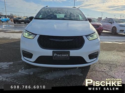 2026 Chrysler Pacifica L