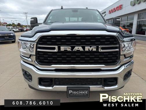 2024 RAM 2500 Big Horn Crew Cab 4x4 6'4' Box