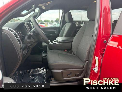 Molten Red Pearlcoat 2026 RAM 2500 Big Horn Crew Cab 4x4 6'4' Box
