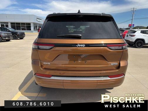 Copper Shino Metallic Clear-Coat Exterior Paint 2026 Jeep Grand Cherokee Summit