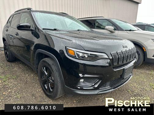 Diamond Black Crystal Pearlcoat 2023 Jeep Cherokee Altitude