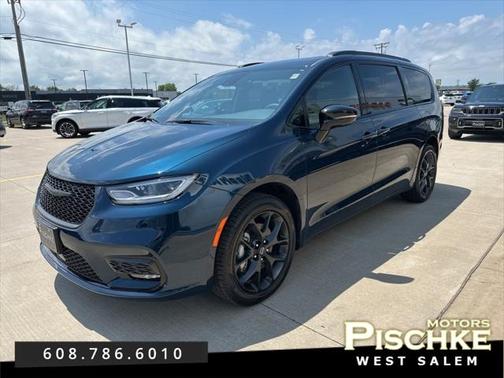 2025 Chrysler Pacifica Limited