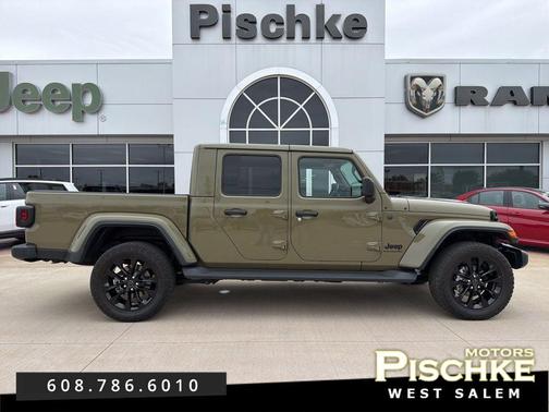 41 2025 Jeep Gladiator Nighthawk