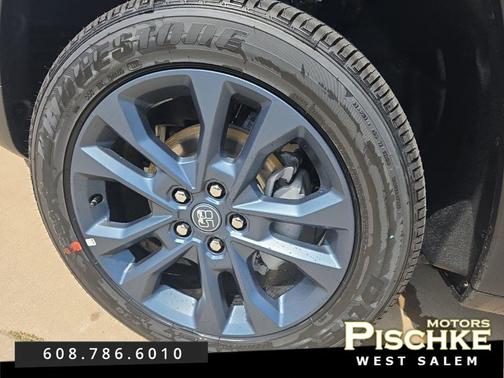 Diamond Black Crystal Pearlcoat 2026 Jeep Grand Cherokee 85th Anniversay Edition 4x4