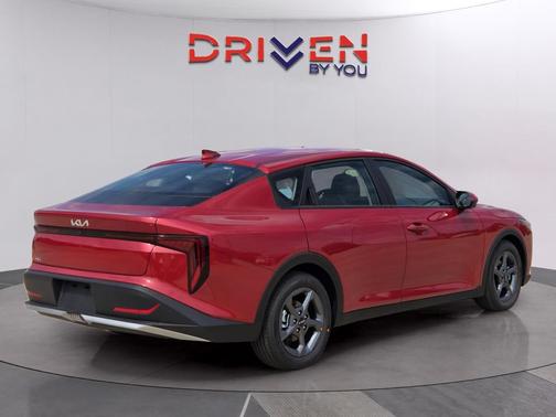 Currant Red 2026 Kia K4 LXS