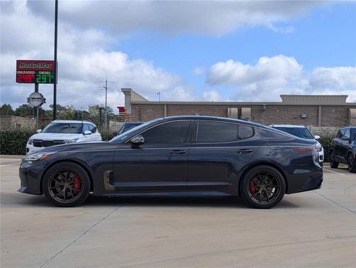 2019 Kia Stinger GT2