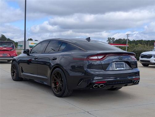 2019 Kia Stinger GT2