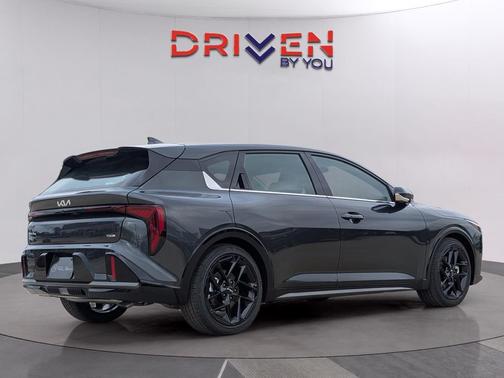 2026 Kia K4 GT-Line Turbo