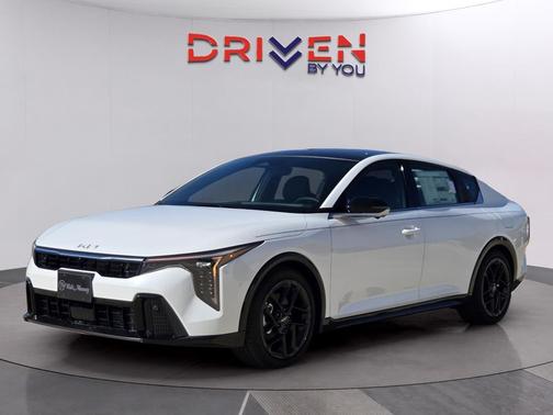 2025 Kia K4 GT-Line Turbo