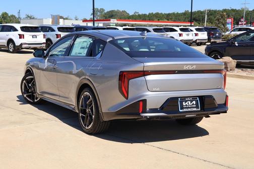 2025 Kia K4 GT-Line
