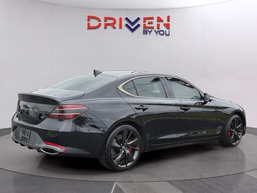 Vik Black 2023 Genesis G70 3.3T RWD