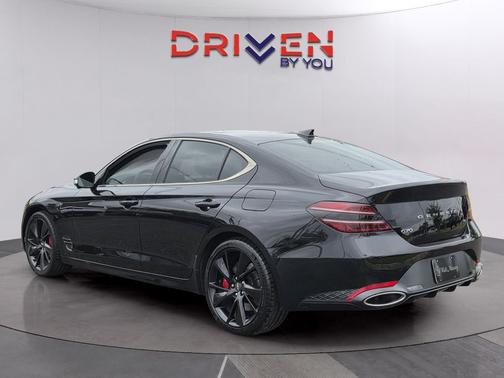 Vik Black 2023 Genesis G70 3.3T RWD