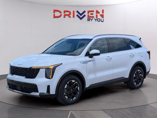 Glacial White Pearl 2026 Kia Sorento S