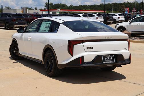 2025 Kia K4 GT-Line Turbo