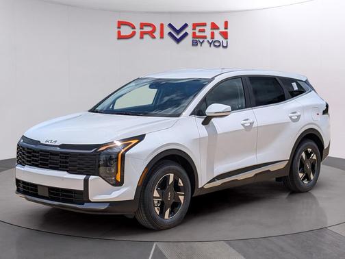 Glacial White Pearl 2026 Kia Sportage LX