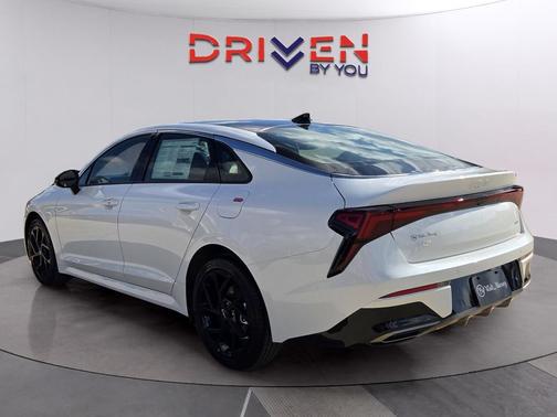 2026 Kia K5 GT-Line Auto FWD
