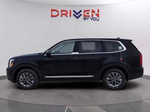 2025 Kia Telluride LX