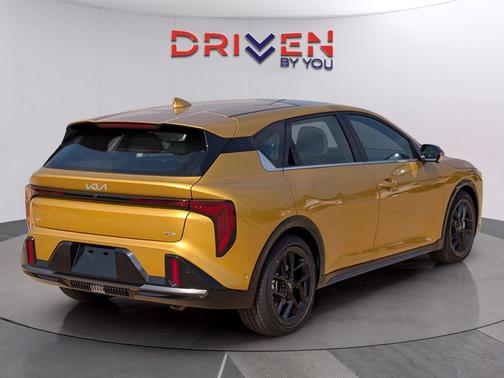 Sparkling Yellow 2026 Kia K4 GT-Line Turbo