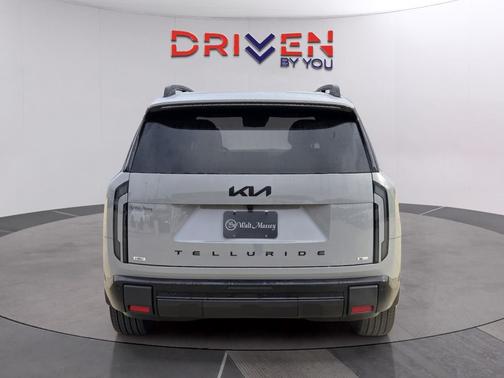 Wolf Gray 2027 Kia Telluride Hybrid X-Line SX