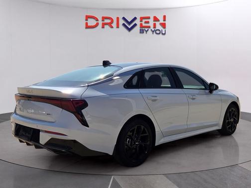 2026 Kia K5 GT-Line FWD