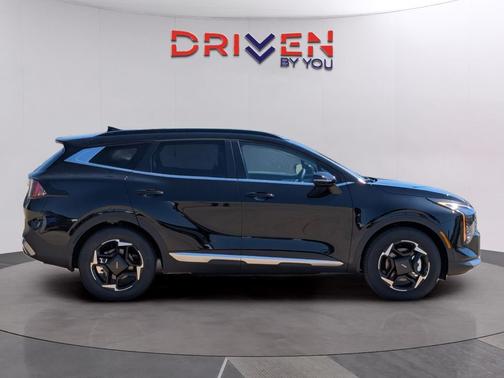 Ebony Black 2026 Kia Sportage EX