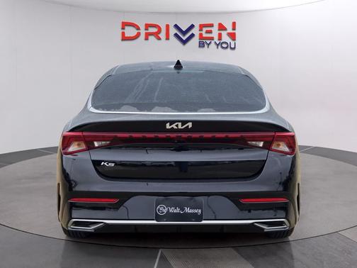 2022 Kia K5 LXS