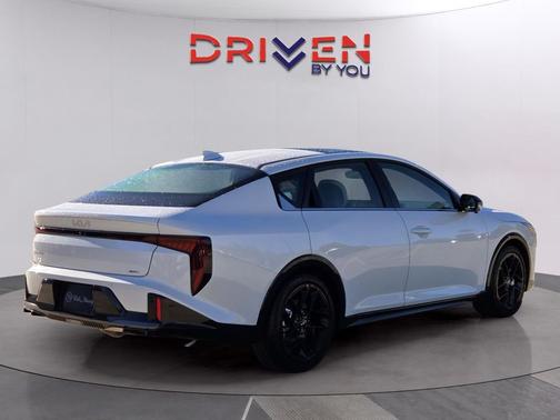 2026 Kia K4 GT-Line Turbo