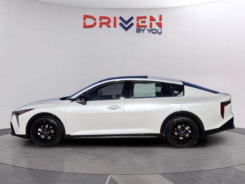 2026 Kia K4 GT-Line Turbo