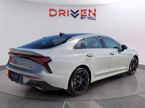 2026 Kia K5 GT-Line FWD