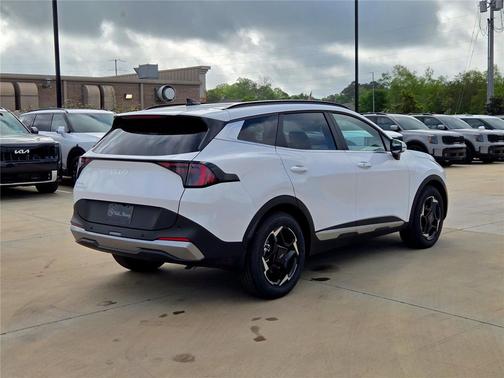 Glacial White Pearl 2026 Kia Sportage EX
