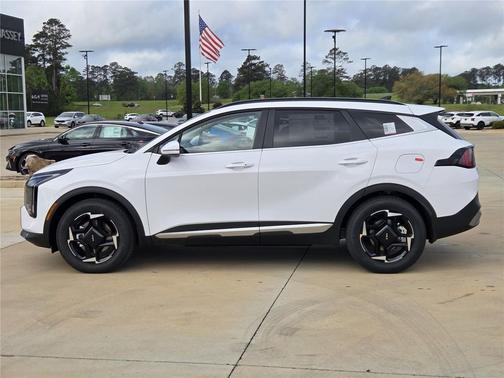 Glacial White Pearl 2026 Kia Sportage EX