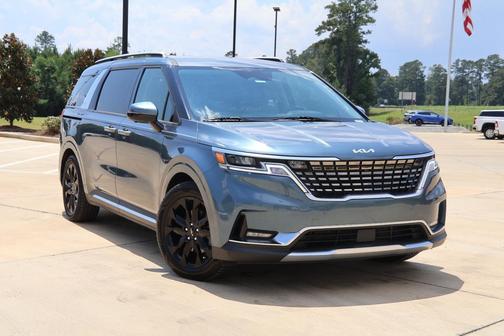 2022 Kia Carnival SX