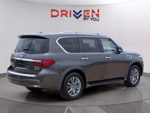 Anthracite Gray 2024 INFINITI QX80 Luxe